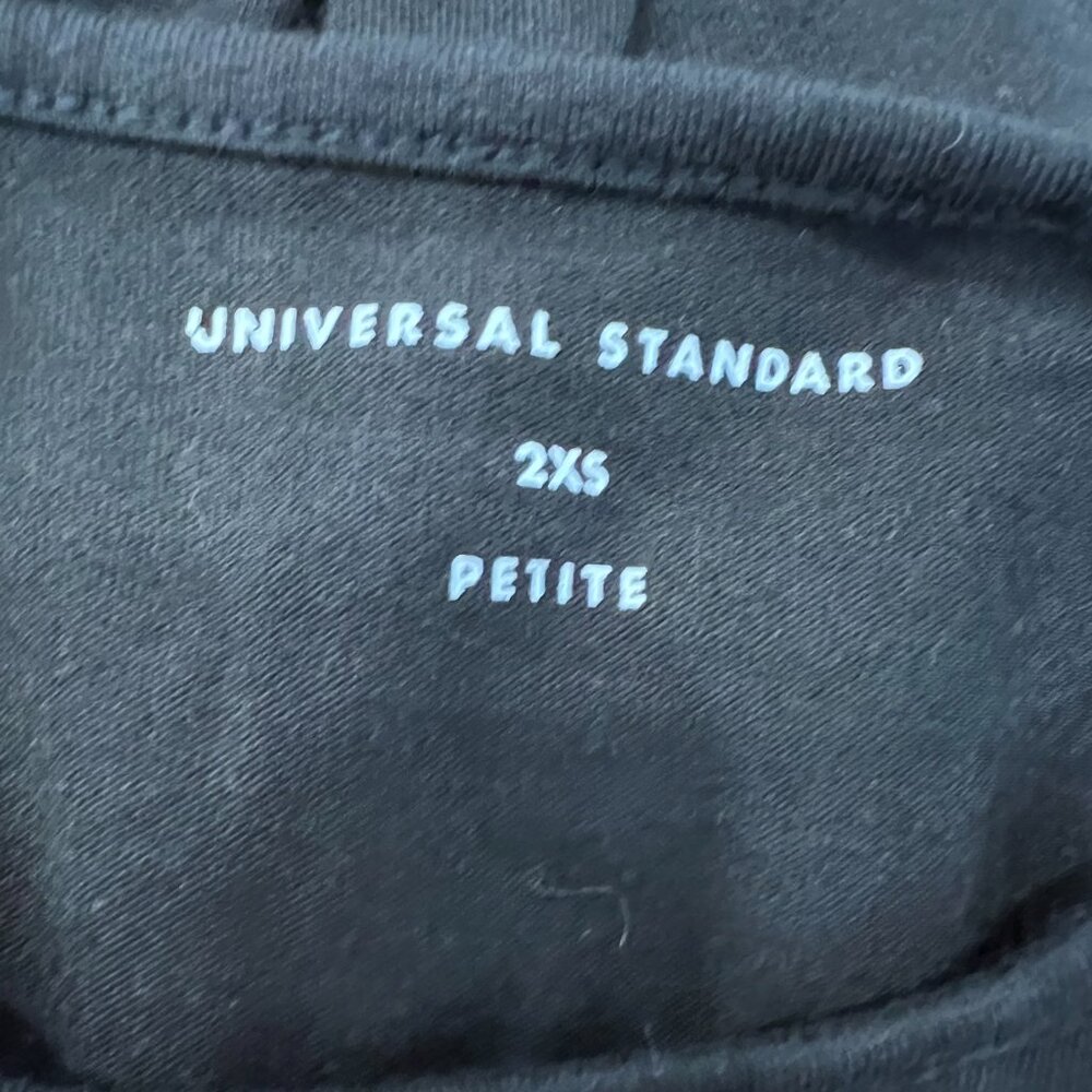Universal Standard Black Genevette Crewneck asymmetrical Hem Top Size Petite 2XS - Picture 6 of 6